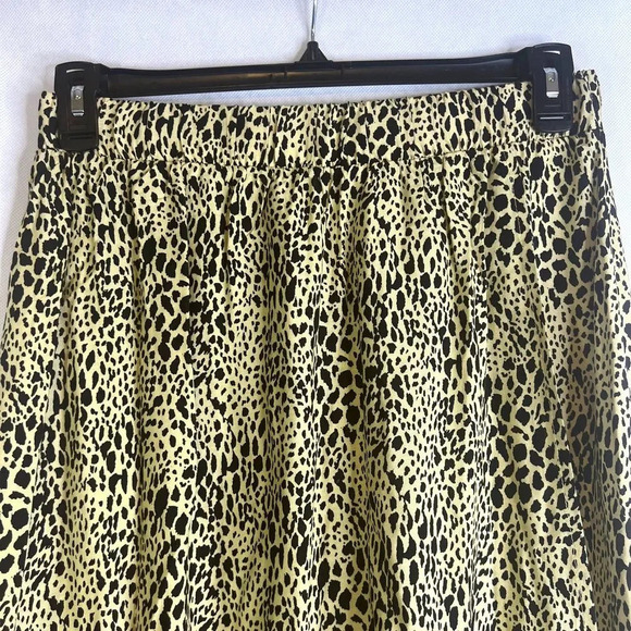 GiGio by UmGee Animal Print‎ Floral Faux Wrap Skirt Size Large - Picture 4 of 9
